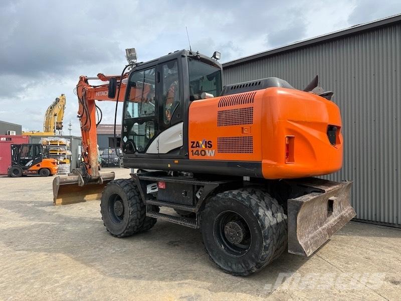Hitachi ZX 140 W-5 Lastik tekerli ekskavatörler