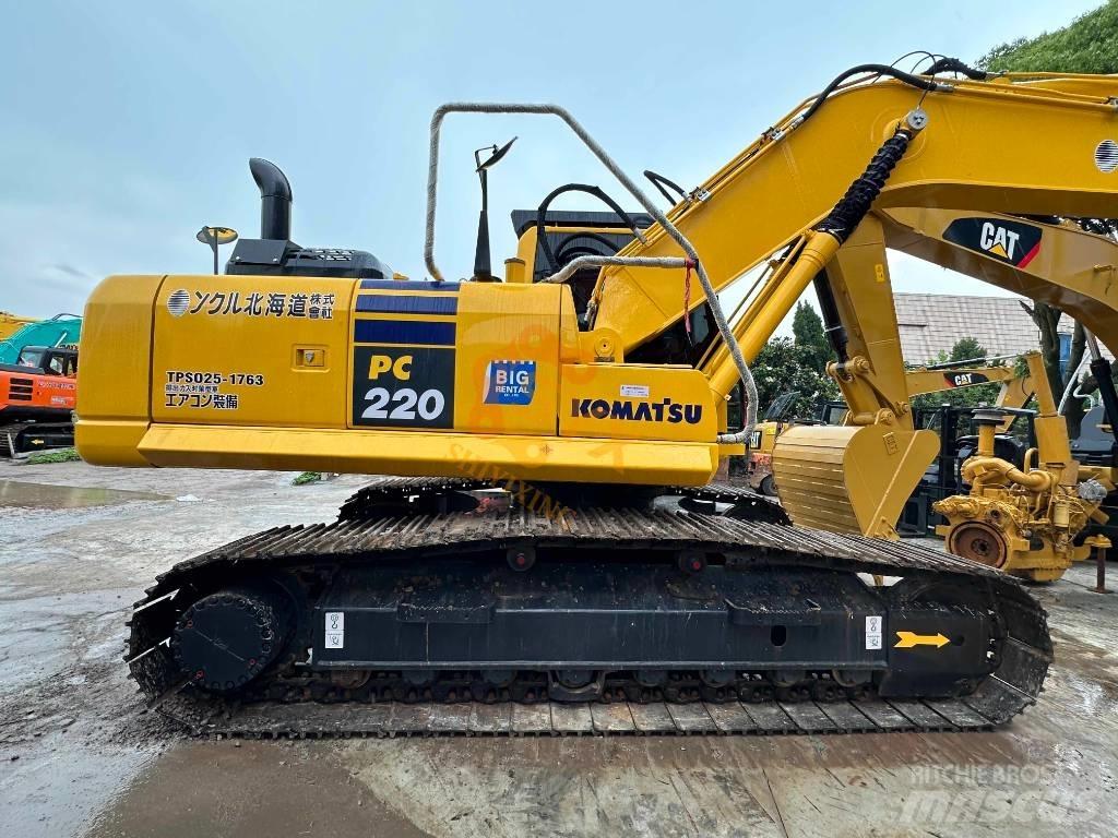 Komatsu PC 220 Paletli ekskavatörler