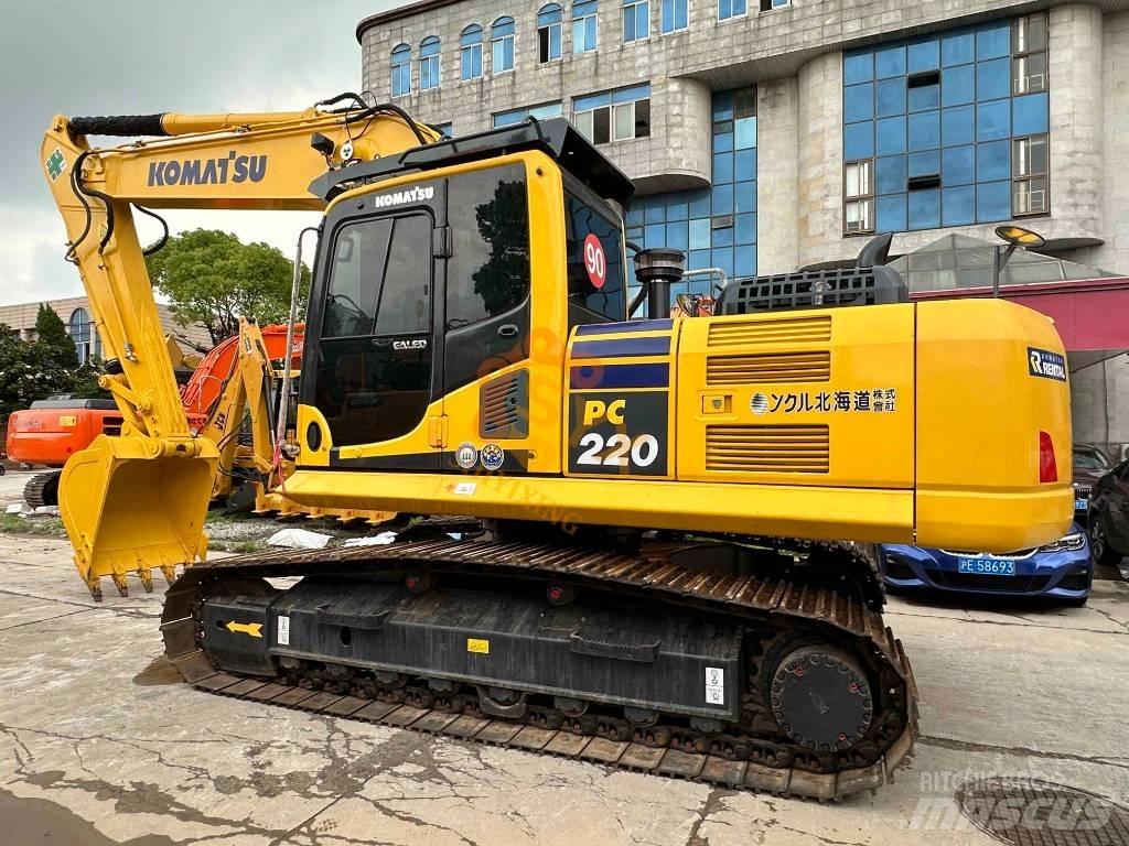 Komatsu PC 220 Paletli ekskavatörler