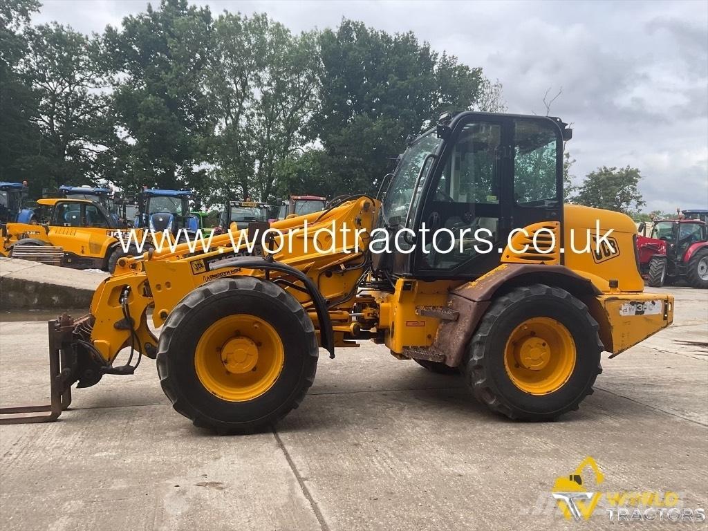 JCB TM 300 Teleskopik yükleyiciler