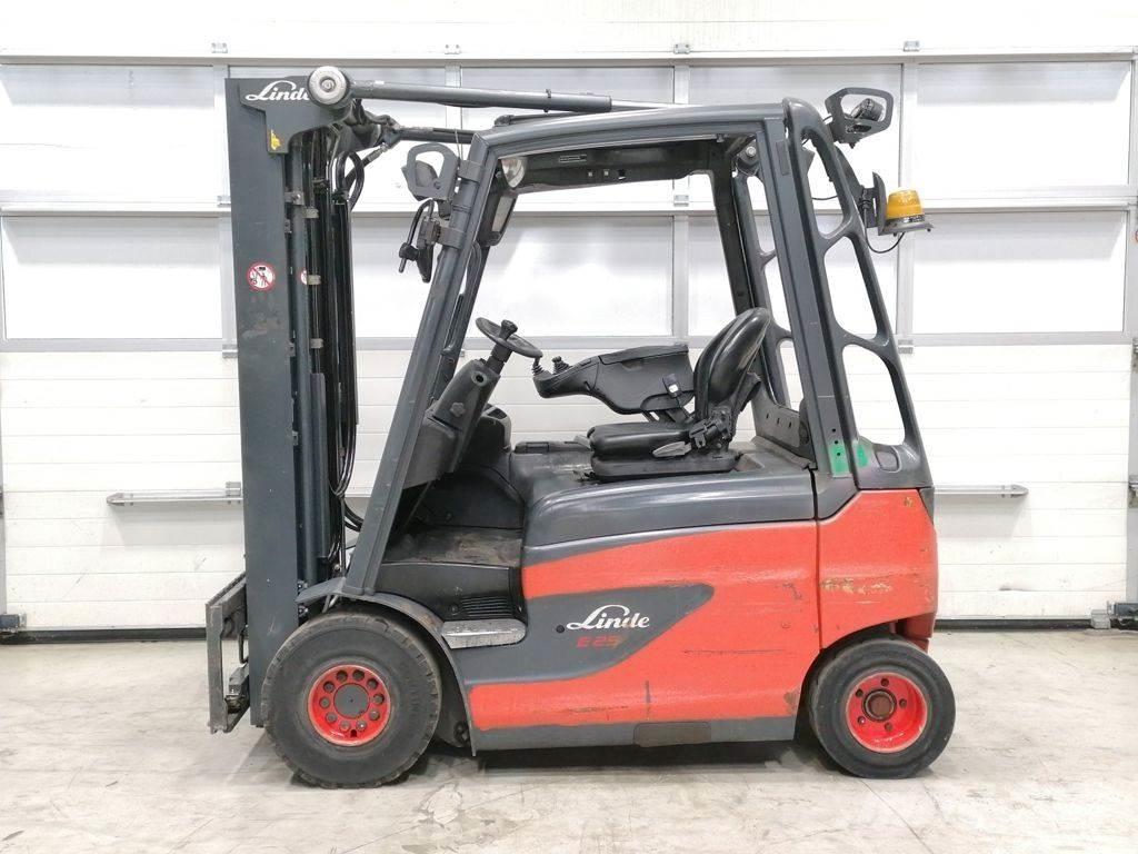 Linde E25-01 Elektrikli forkliftler