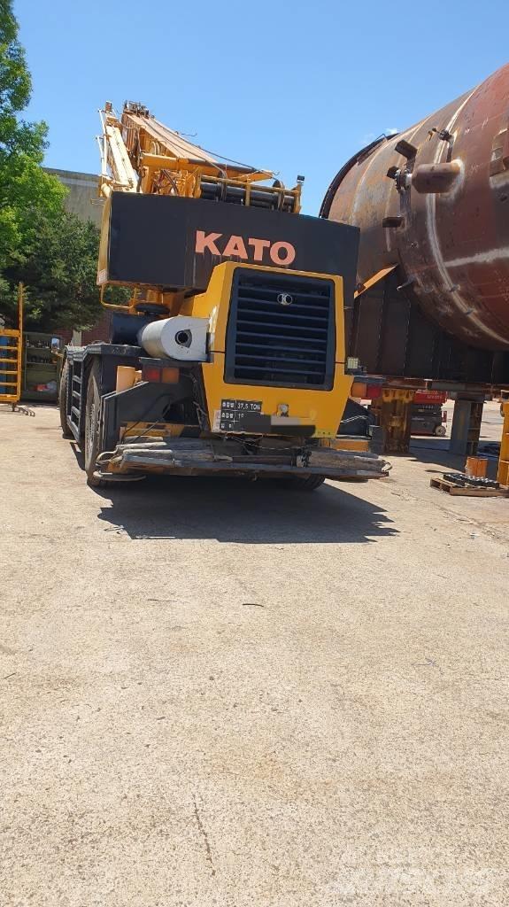 Kato SS 500 Arazi Tipi Vinçler (RT)