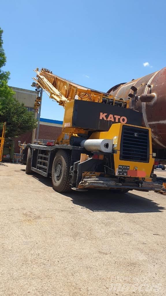 Kato SS 500 Arazi Tipi Vinçler (RT)