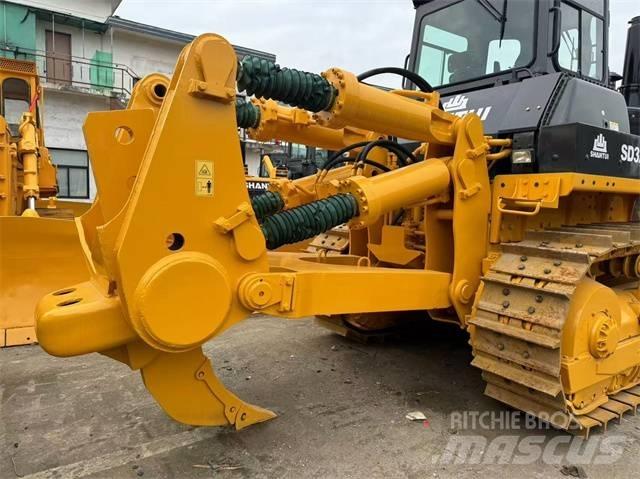 Shantui SD 32 Paletli dozerler
