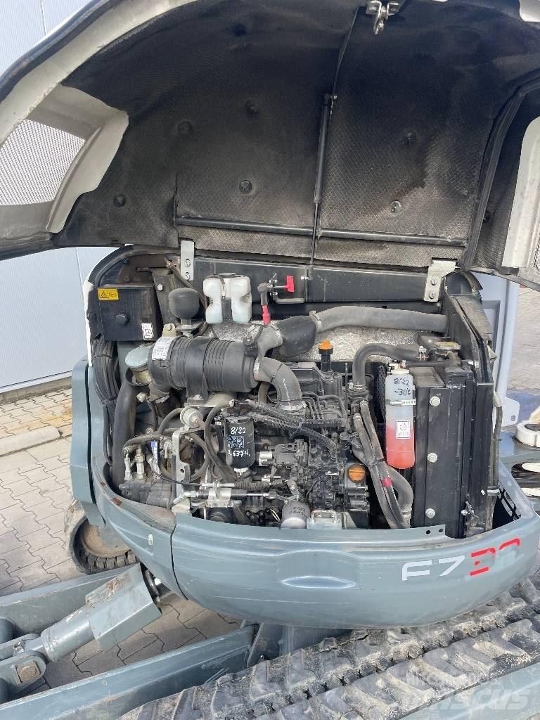 Wacker Neuson EZ 38 Paletli ekskavatörler