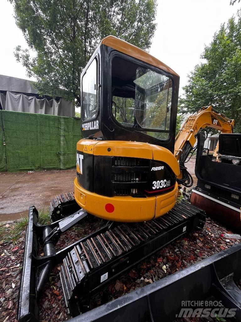 CAT 303 C CR Mini ekskavatörler, 7 tona dek