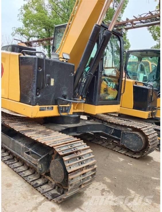 CAT 310 Paletli ekskavatörler