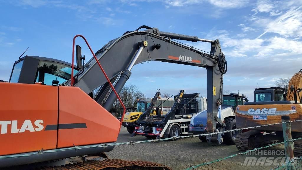 Atlas 260LC Paletli ekskavatörler