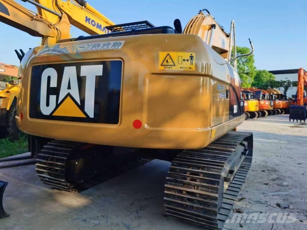 CAT 320d2 Paletli ekskavatörler