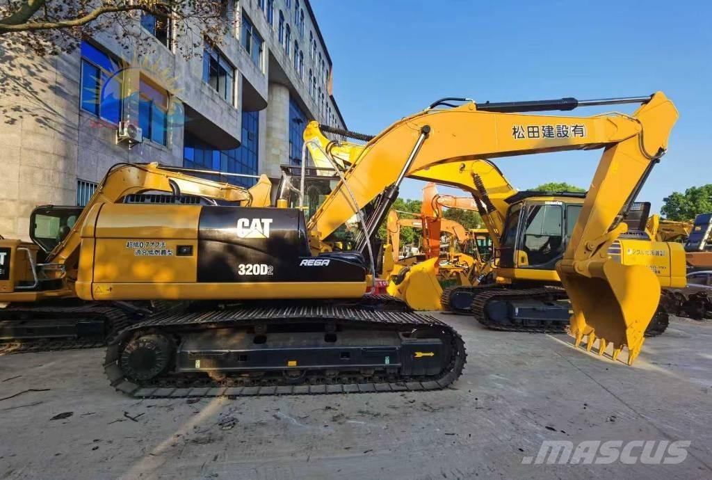 CAT 320d2 Paletli ekskavatörler