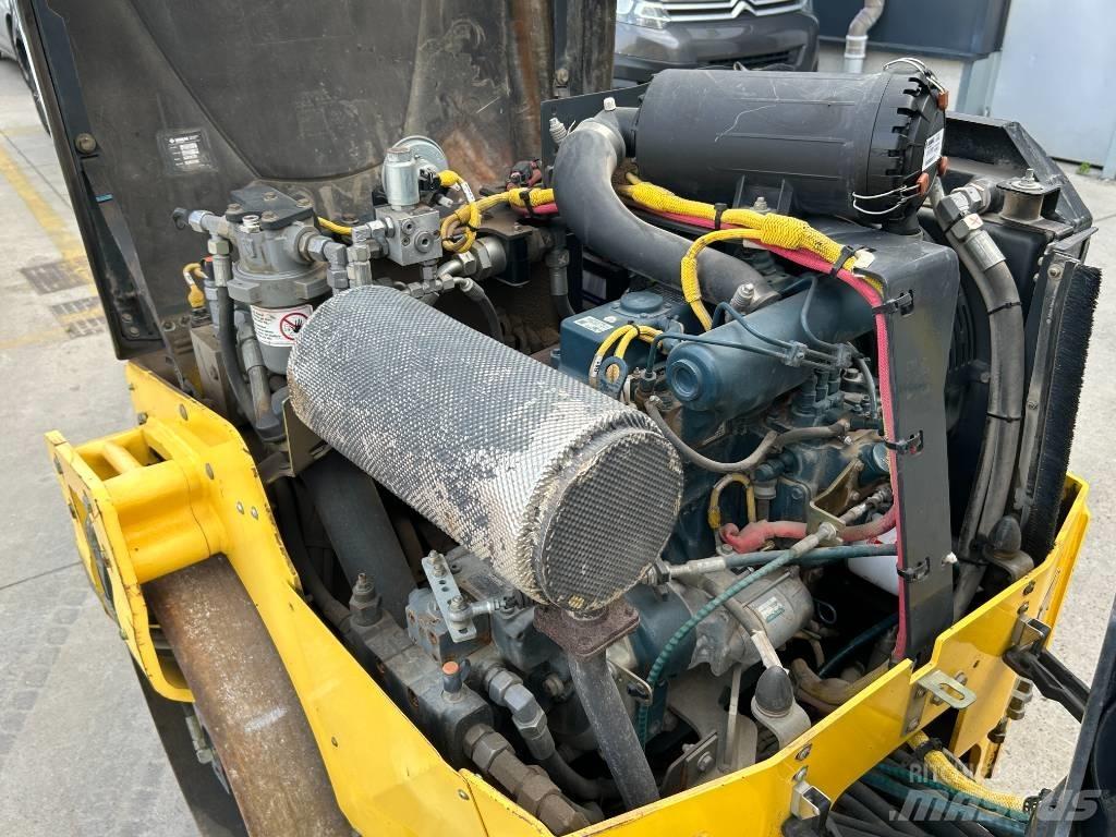 Bomag BW 120 AD-5 Çift tamburlu silindirler