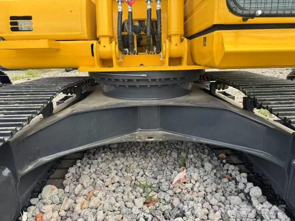 Komatsu 200-8 Paletli ekskavatörler