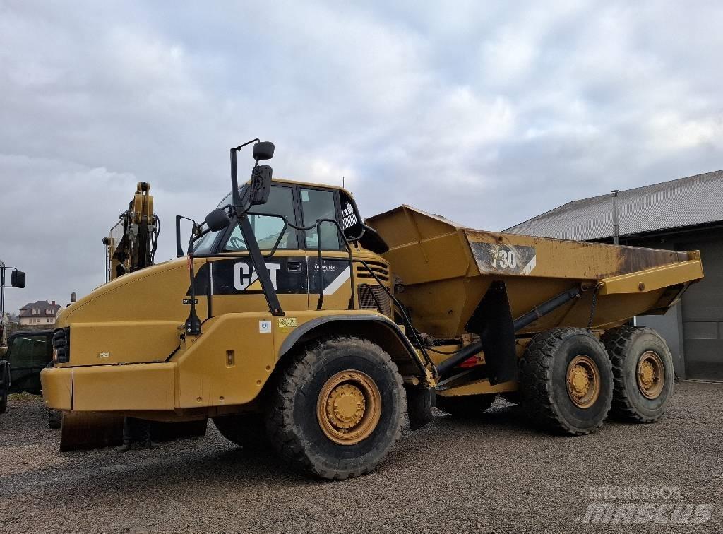 CAT 730 Belden kirma kaya kamyonu