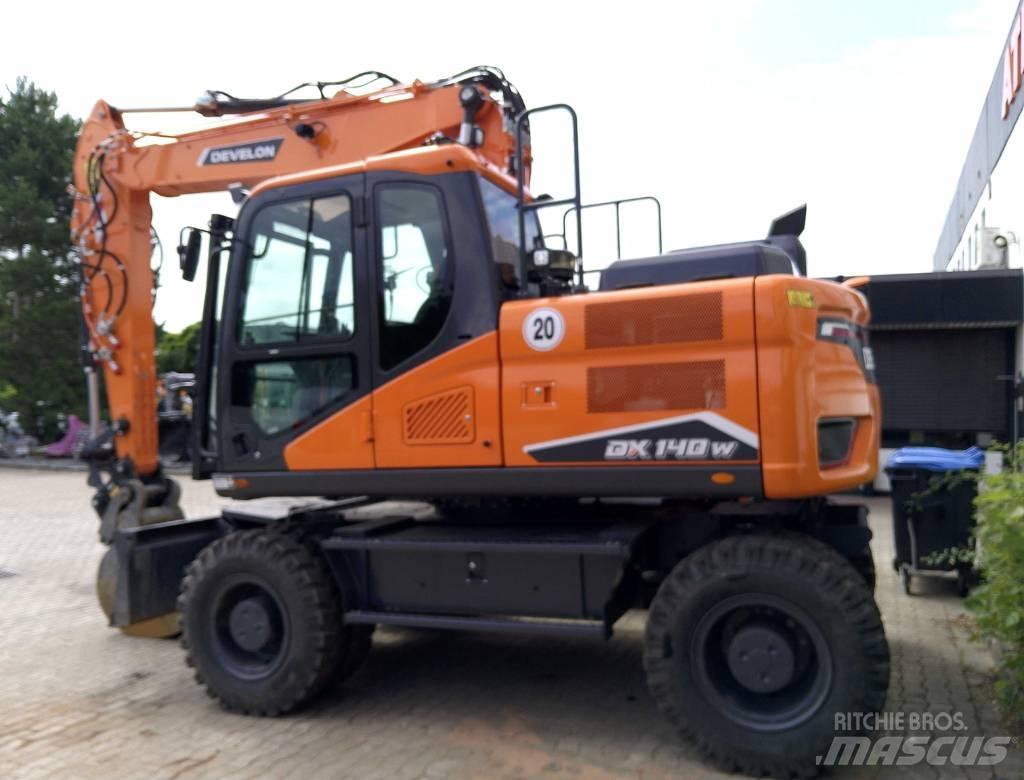 Doosan DX140W-7 Lastik tekerli ekskavatörler