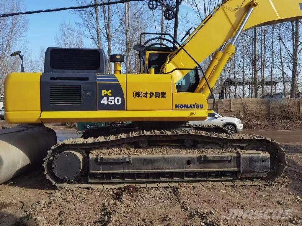 Komatsu PC 450-8 Paletli ekskavatörler