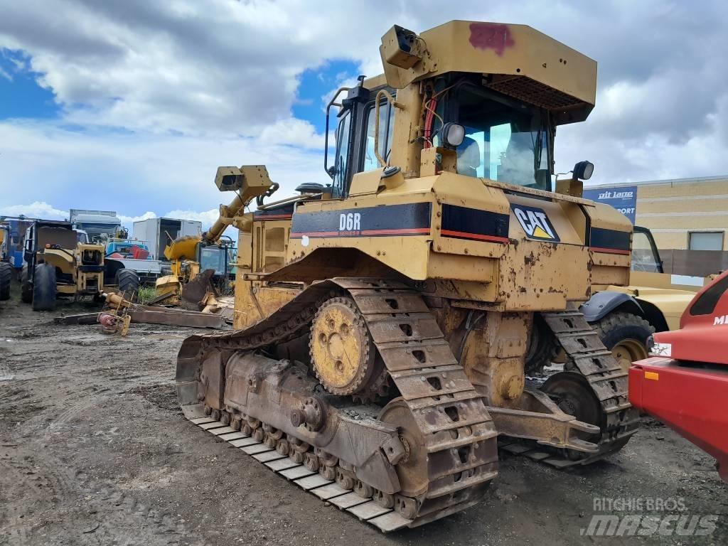 CAT D 6 R III Paletli dozerler