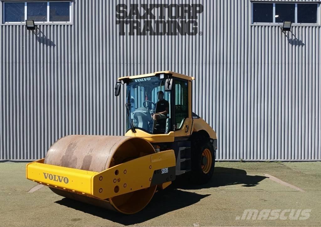 Volvo SD135, Vält Tek tamburlu silindirler