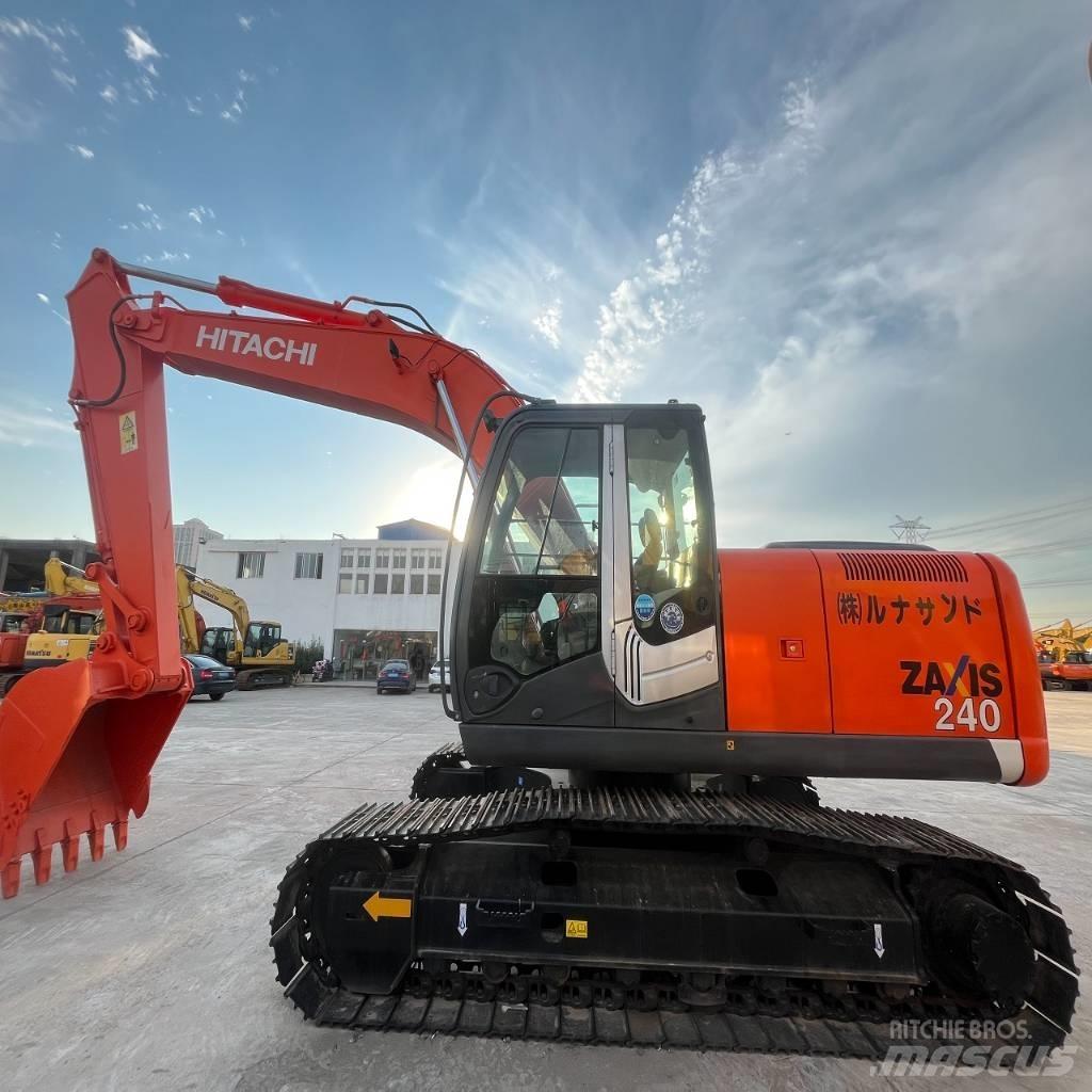 Hitachi ZX 240 Paletli ekskavatörler