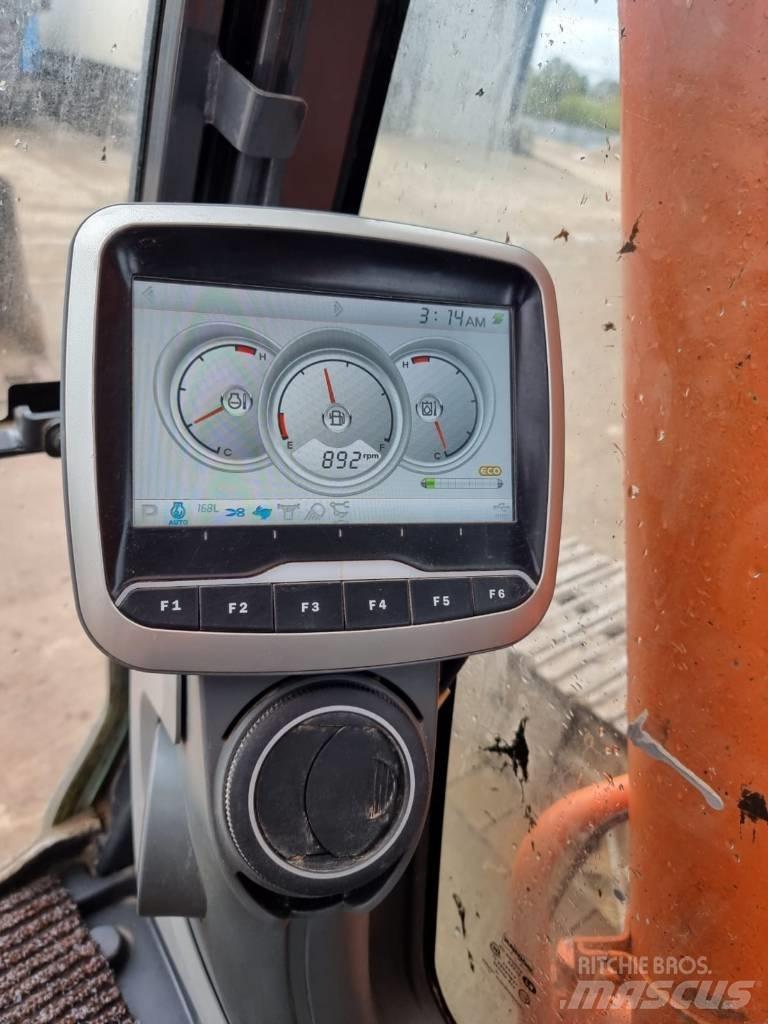 Doosan DX 225 LC-3 Paletli ekskavatörler