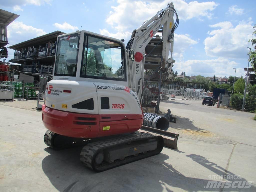 Takeuchi TB240 Mini ekskavatörler, 7 tona dek