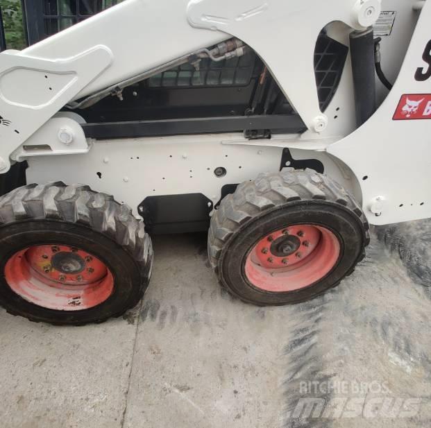 Bobcat S300 Skid steer loderler