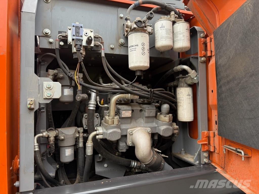 Hitachi ZX 140 W-6 Lastik tekerli ekskavatörler