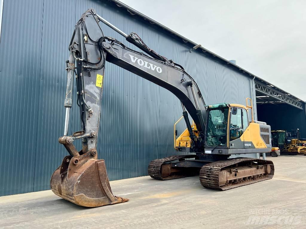 Volvo EC 250 EL Paletli ekskavatörler