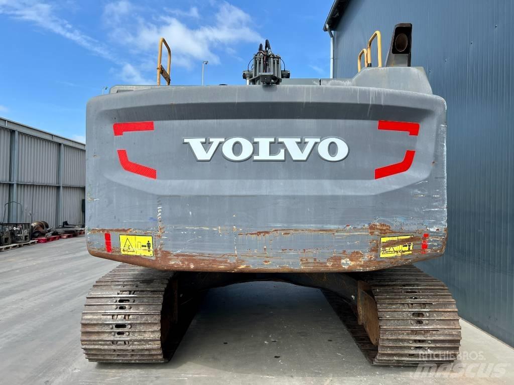 Volvo EC 250 EL Paletli ekskavatörler