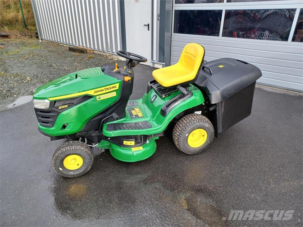 John Deere X147R Çim biçme makineleri
