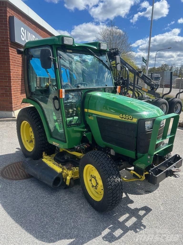 John Deere 4400 Traktörler