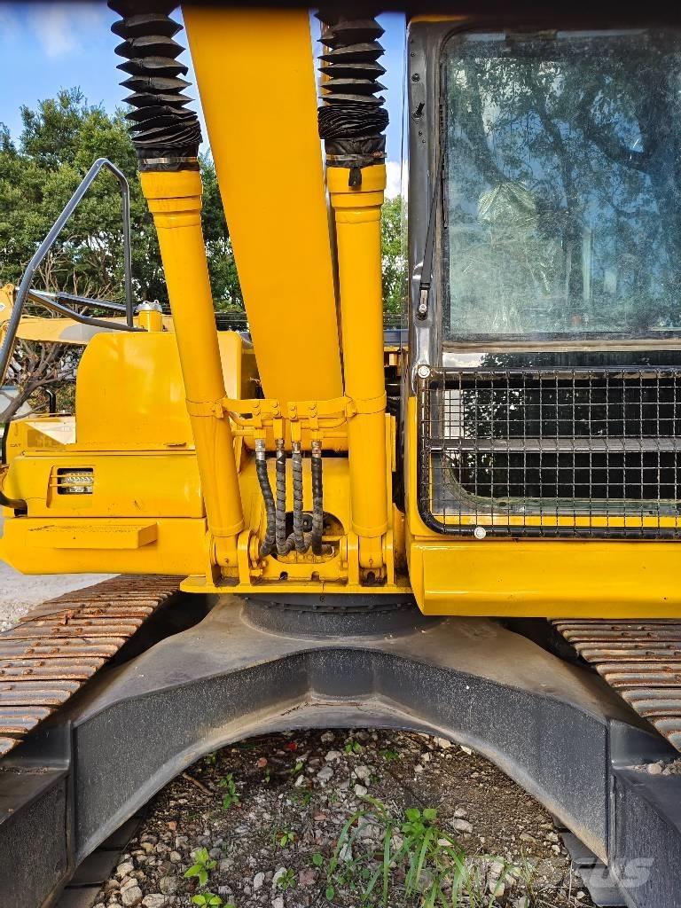 Komatsu PC 130-7 Paletli ekskavatörler