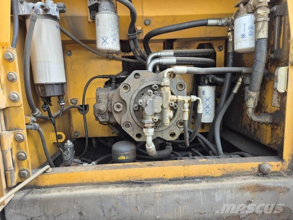 Volvo EC 290 BL Paletli ekskavatörler