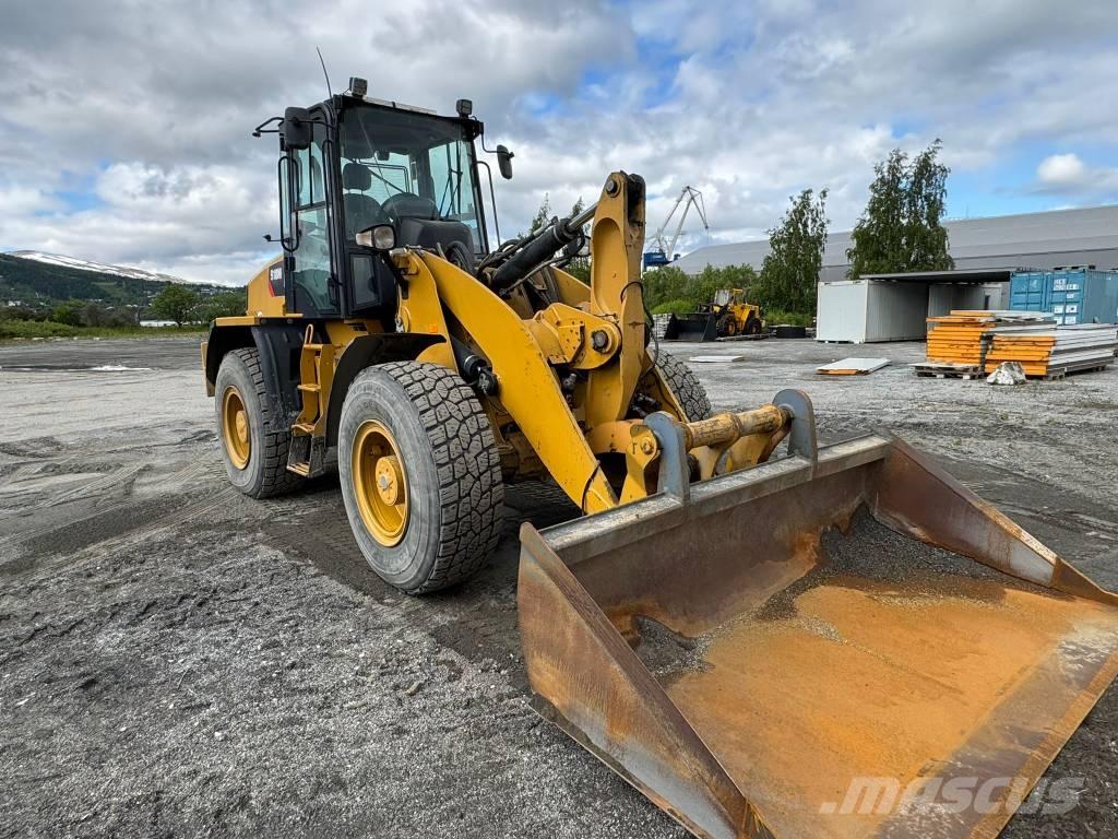 CAT 918 M Tekerlekli yükleyiciler