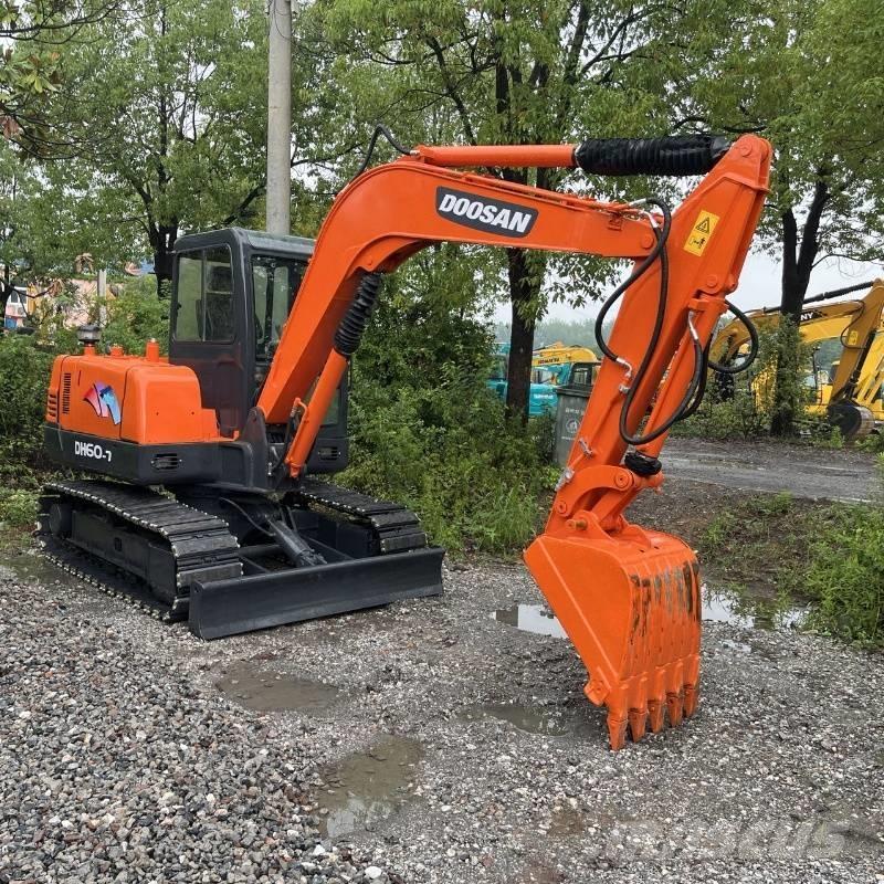 Doosan DH 60 Mini ekskavatörler, 7 tona dek