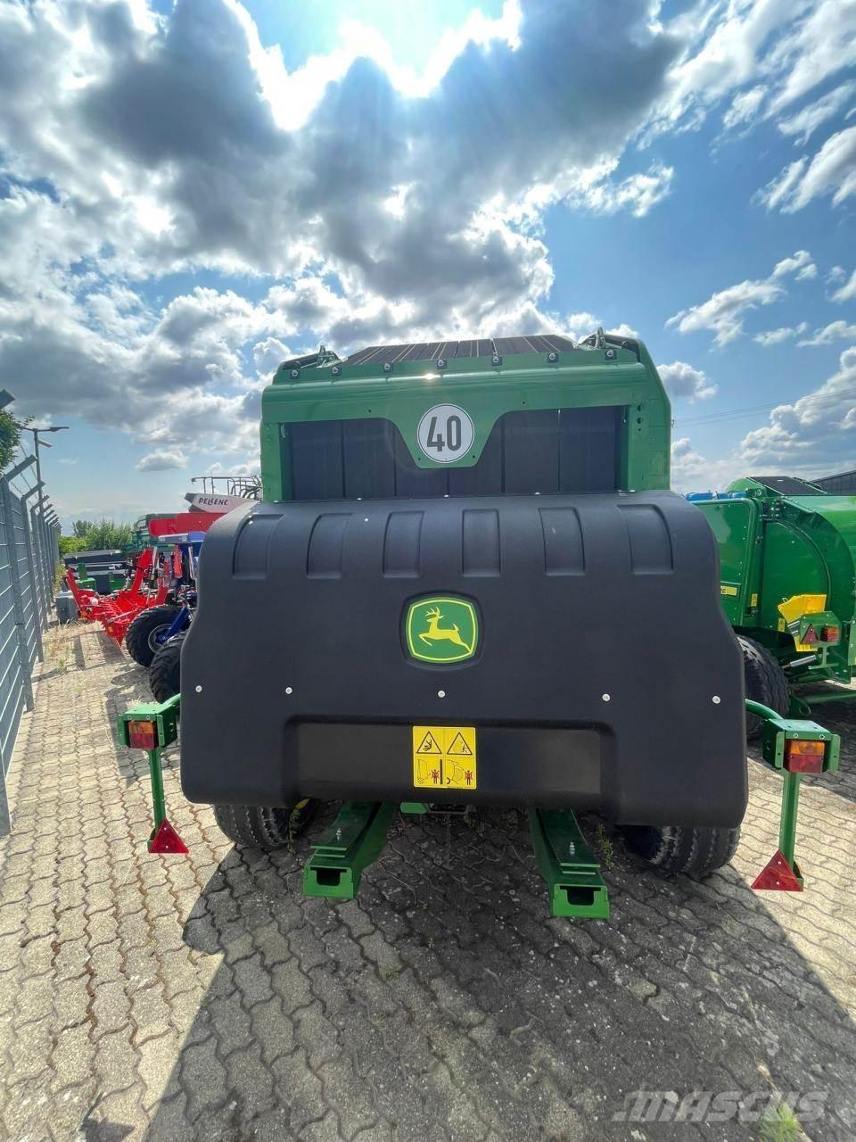 John Deere V451G Rulo balya makinalari