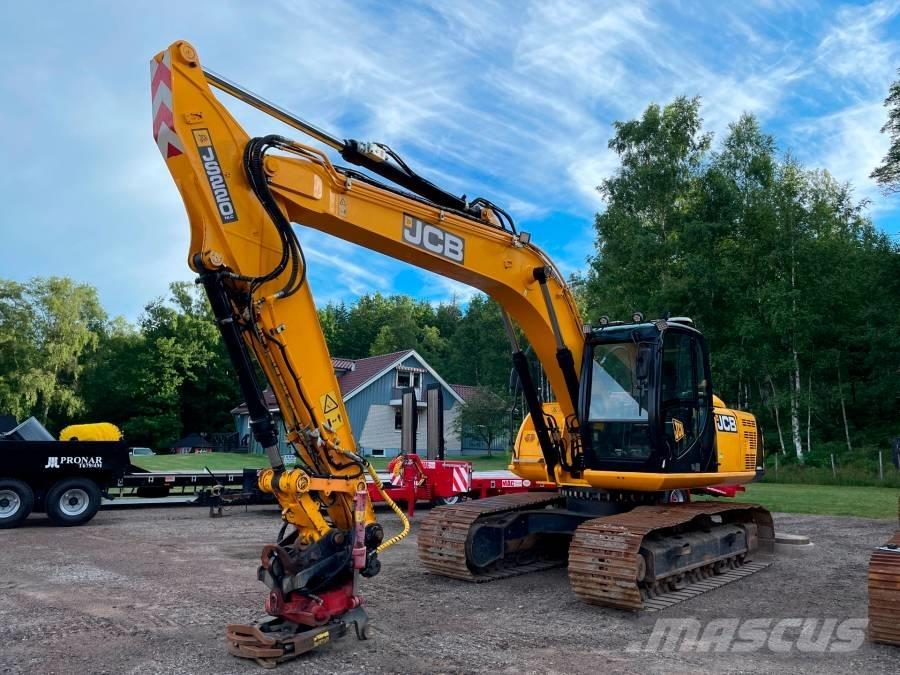 JCB JS 220 N LC Paletli ekskavatörler