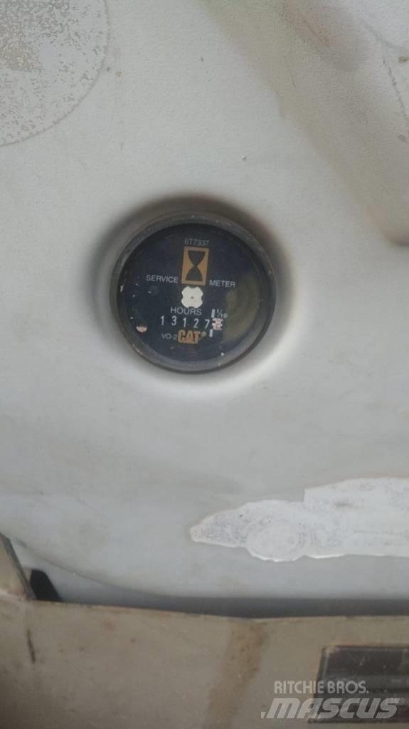 CAT 375 L ME Paletli ekskavatörler