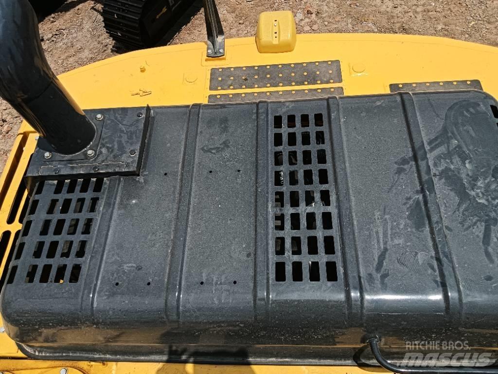 Komatsu PC 240 LC Paletli ekskavatörler