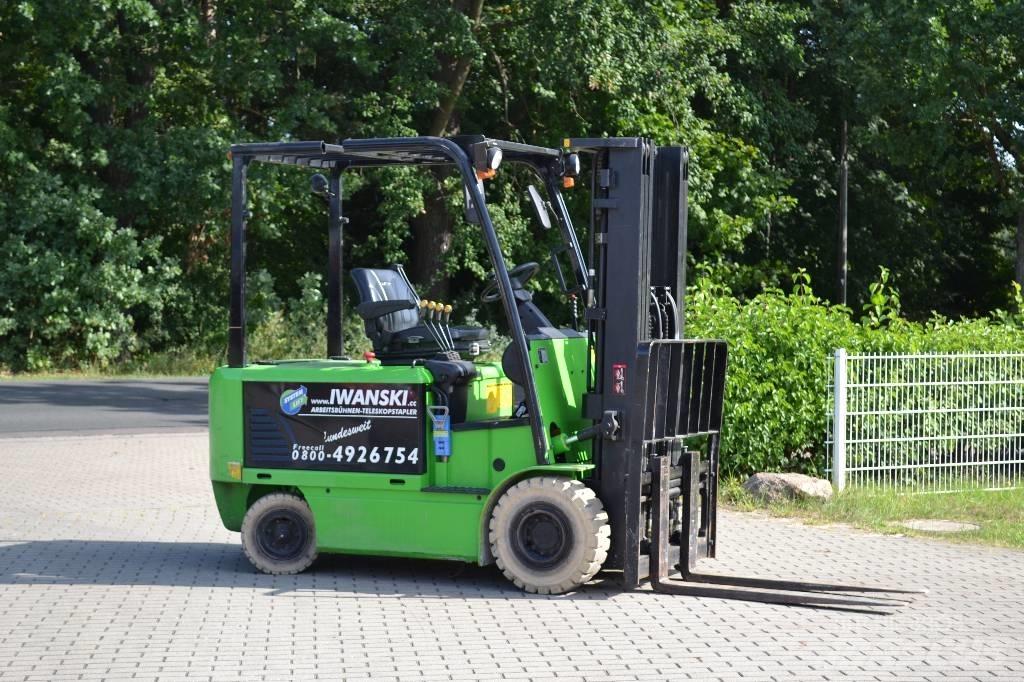 Hyundai 32 B-7 Elektrikli forkliftler