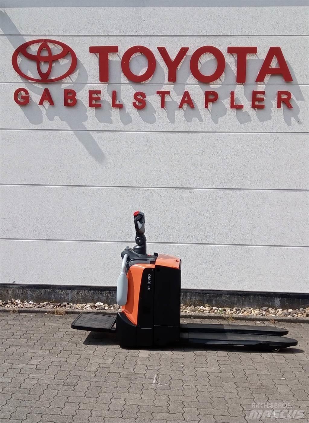 Toyota LPE 220 Düsük seviye kaldirici