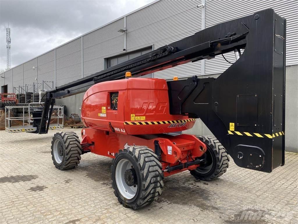JLG 800AJ Körüklü personel platformları