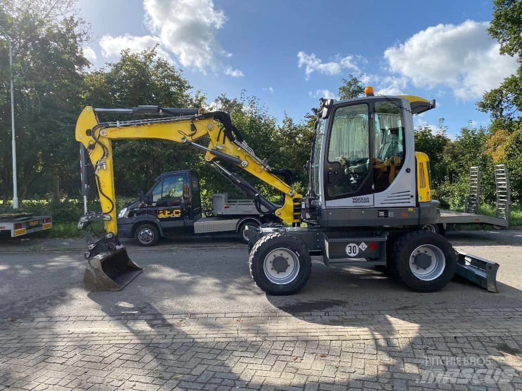 Wacker Neuson EW65 Lastik tekerli ekskavatörler