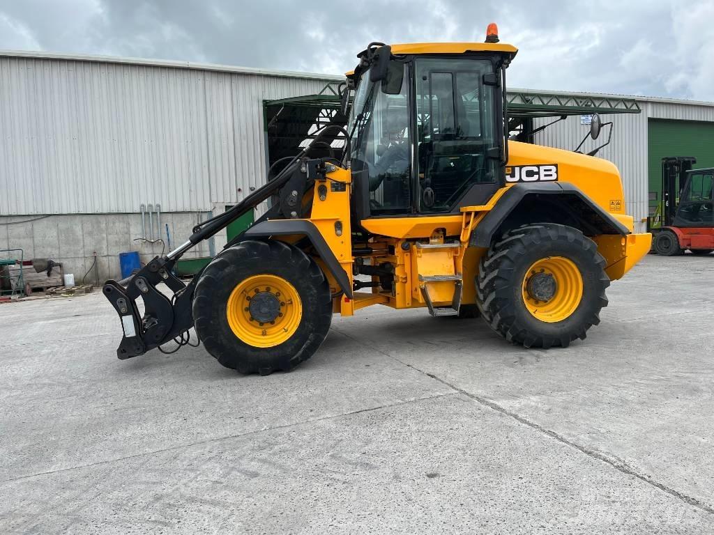 JCB 413 S Tekerlekli yükleyiciler