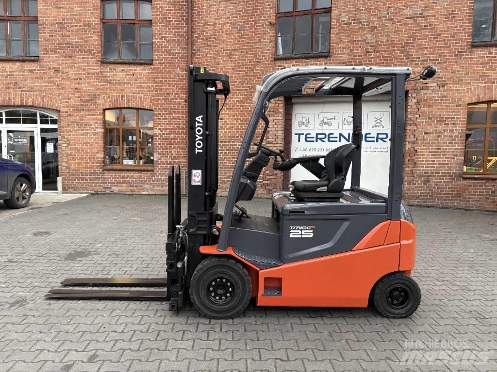 Toyota 8 FBMKT 25 Elektrikli forkliftler