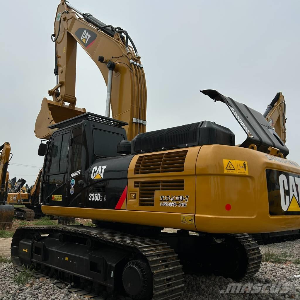 CAT 336D2L Paletli ekskavatörler