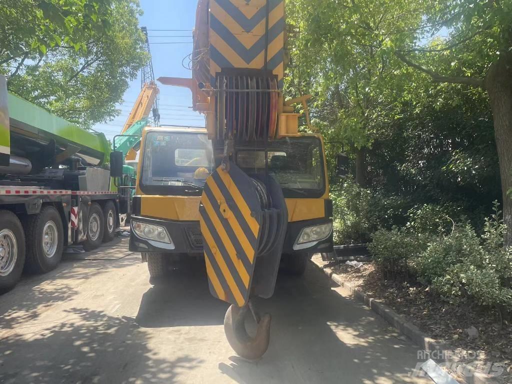 XCMG QY 130 K Yol-Arazi Tipi Vinçler (AT)