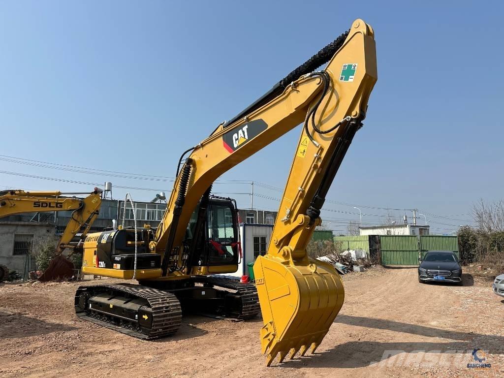 CAT 320D Paletli ekskavatörler