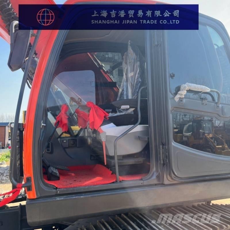 Doosan DX 225 Paletli ekskavatörler