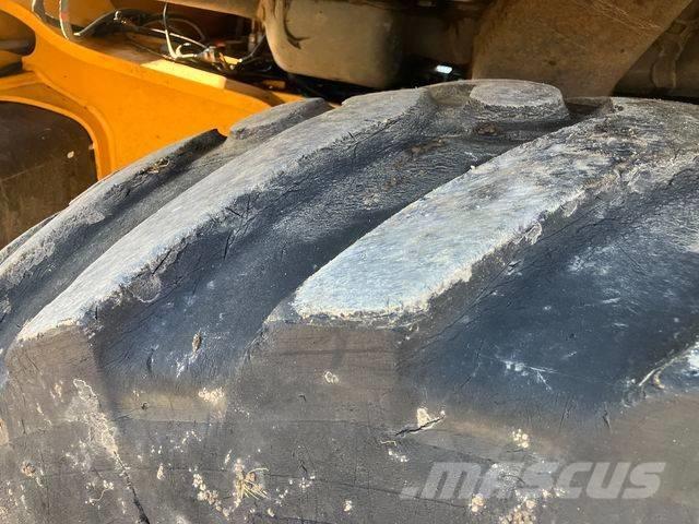 JCB 3 CX Kazıcı yükleyiciler - beko loder