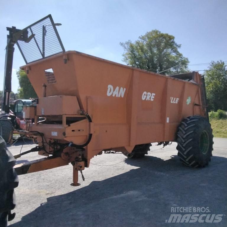 Dangreville EV 10 B1 Gübre dagitma tankerleri